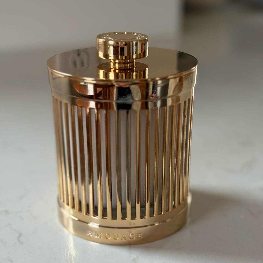 Amouage Gold Women Honour Scented Candle - 6.9 oz Candle & Candle Holder